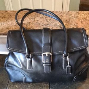 Leather handbag